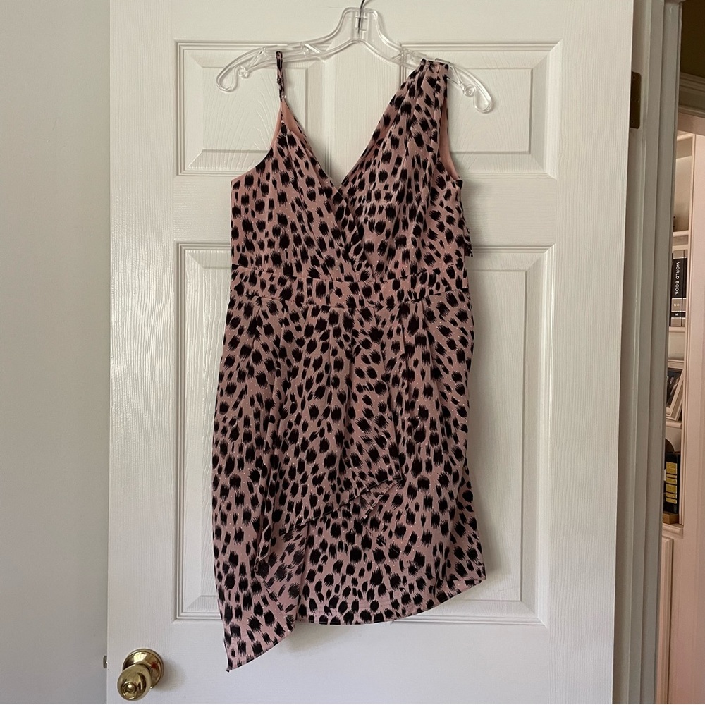 ✨Pink & Black BCBG Dress